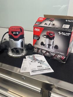 SKIL 1-3/4 HP Fixed Base Router