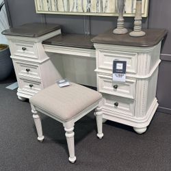 Avalon Furniture West Chester Vanity Desk in Weathered Oak and White 