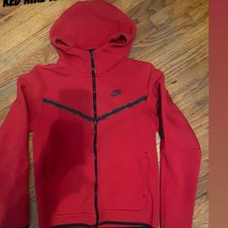 nike tech sz m have pants too