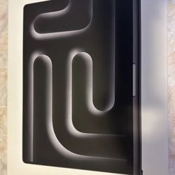MacBook Pro M4 2024