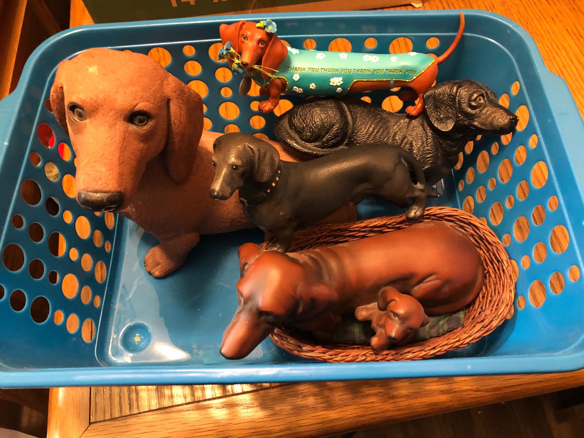 Dachshund Lovers Statues
