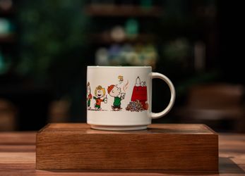 Peanuts Starbucks fall mug