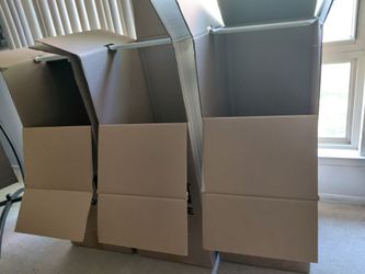 $10 per wardrobe boxes (3) left 19114 zip code