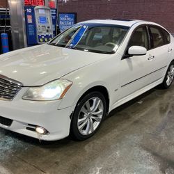 2010 INFINITY M35x