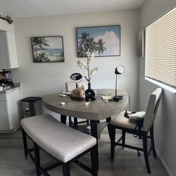 Dining Room Table 