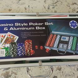 Brand New; Casino Style Poker Set With Aluminum Box