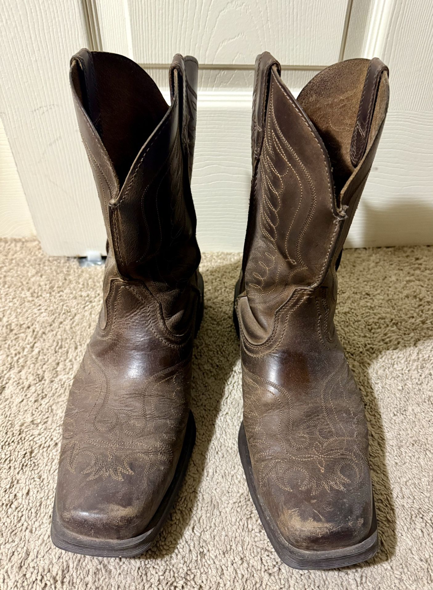 Men’s Ariat Boots (size 12D)