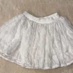 White Flowy Tutu Skirt for toddler girl.