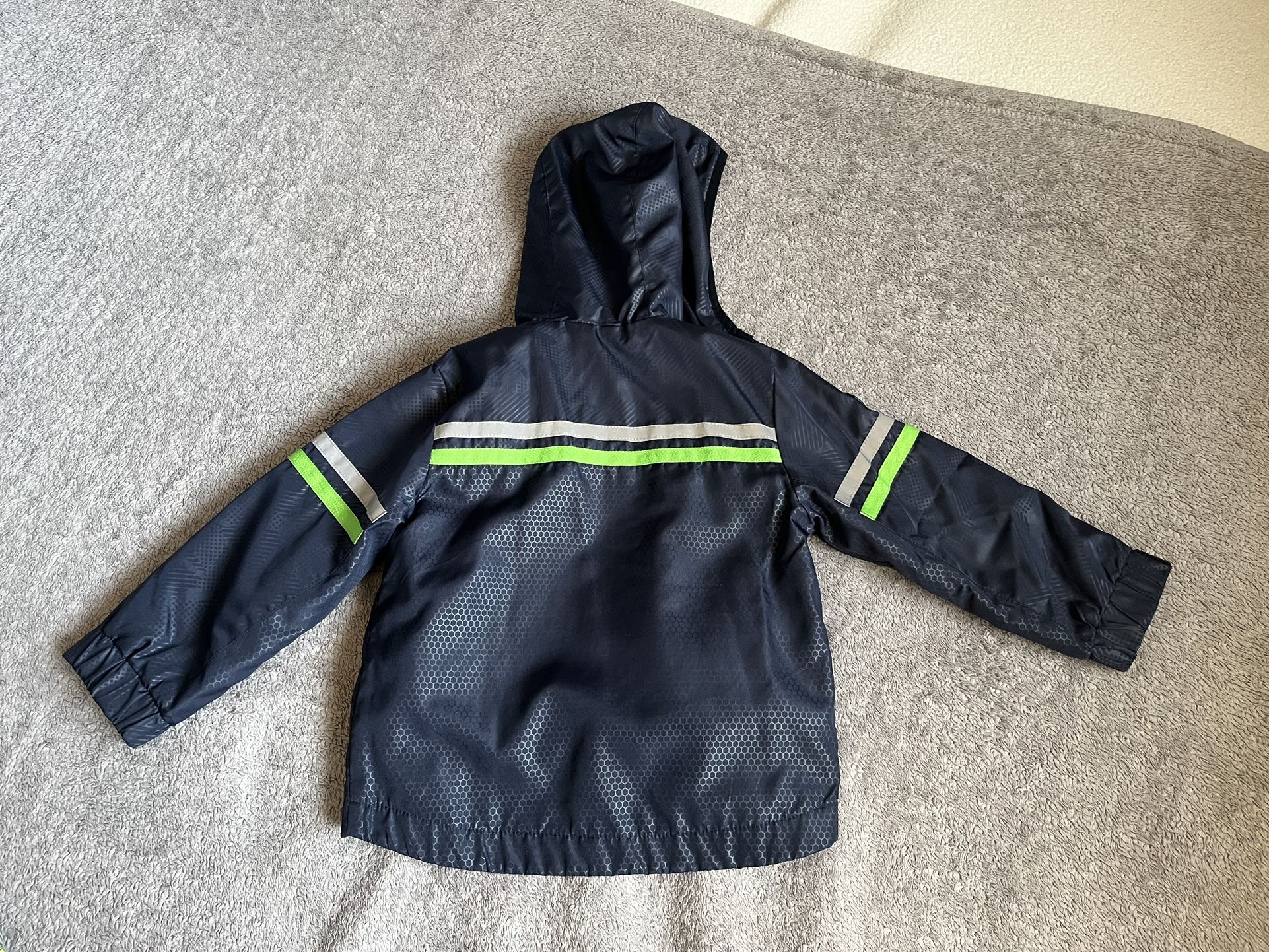Lightweight Fleece Shelled Jacket 