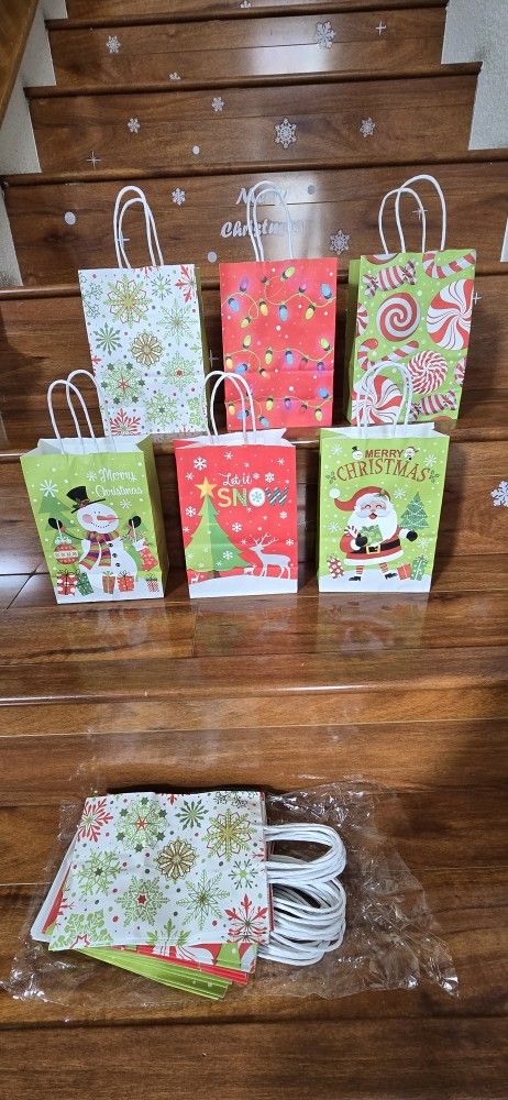 24 Pcs 5.9*3.1*8.3 Inch, Christmas Paper Gift Bags with Handles, Santa Claus Snowman Christmas Tree Gift Bags