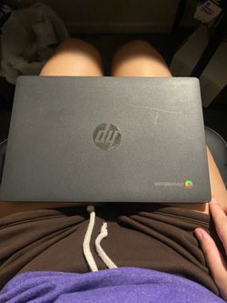 HP Chromebook-Comes w Charger