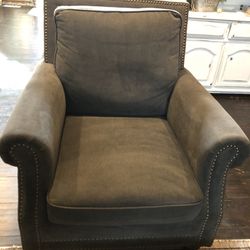Like New Quality Made Arm Chair