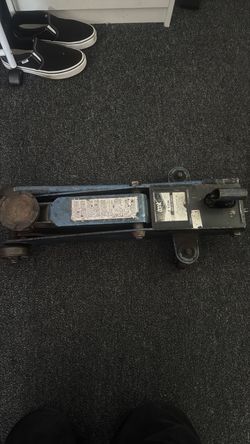 AMT 2 ton hydraulic jack