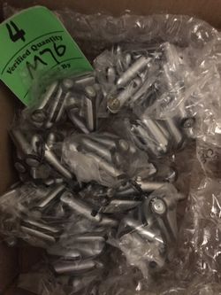 90 pieces Plantronics UPD610 Discovery 610 Bluetooth Headset