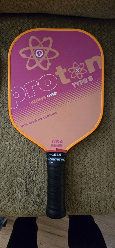Pickleball Paddle Proton Series 1 Type B 