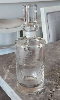 Vintage Etched Glass Decanter with Stopper – Frosted Forest & Stag / Deer Scene 11"
