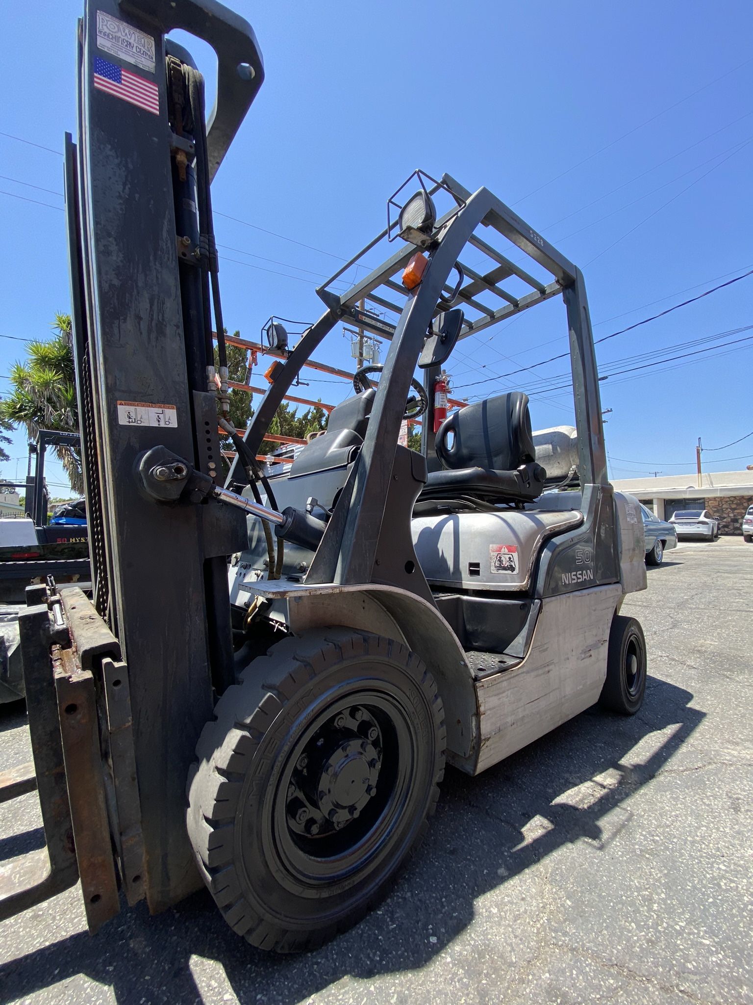 Pneumatic Tires NISSAN forklift For Sale