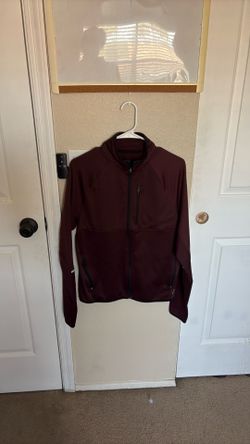 Zip down athletic wear long sleeve