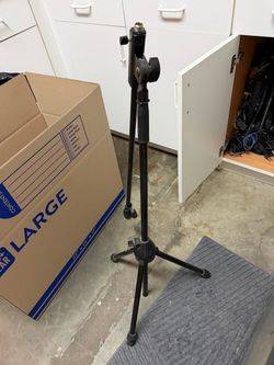 Mic stand