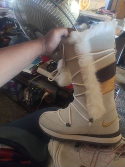 Nike boots suede