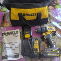 DEWALT 20-volt Max 1/2-in Keyless Brushless Cordless Drill  -Batteries Included