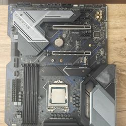 CPU + Motherboard Combo (I7-10700K, Z490)