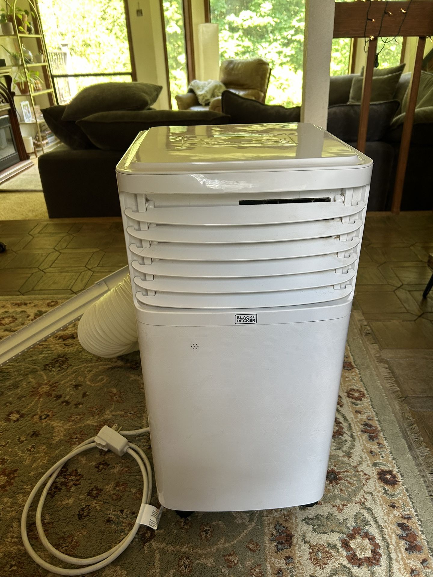 Black + Decker AC unit & Adjustable Fan