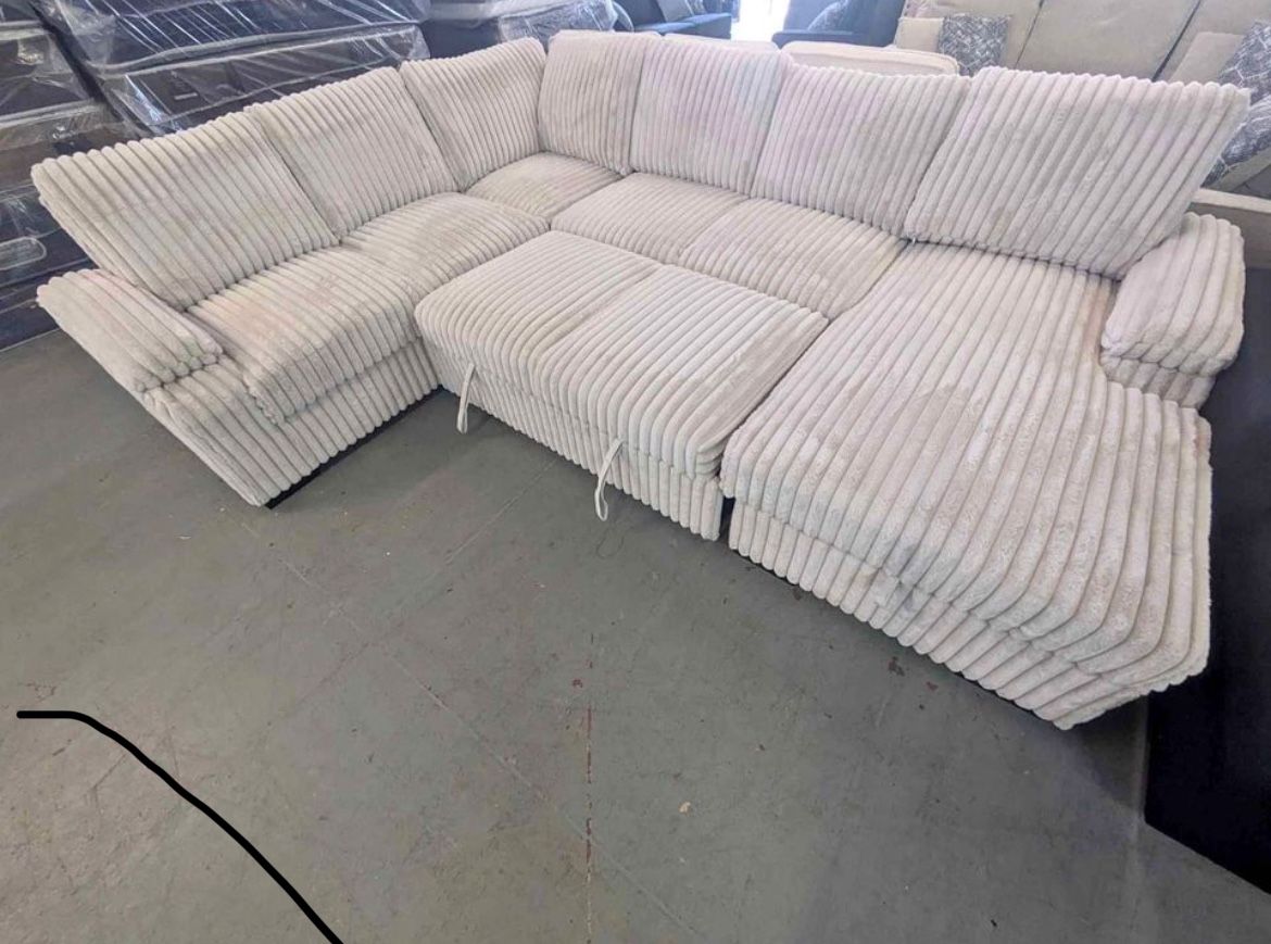 ๐๏ธ NEW!! Sleeper Sectional Sofa w/ Chaise ๐ Avail E-Z Clean fabric Storage compartment under Chaise Beige (3 total color options) XL Size 12