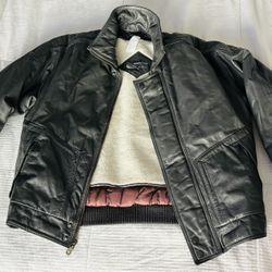 Mens Leather Coat - Size M- Members only Vintage