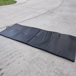 FOLDING EXERCISE MAT 8FT BY 3 FT 2in Thick