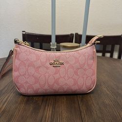Purse - Coach Pink