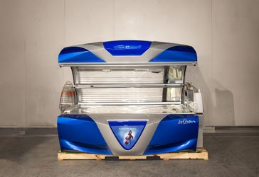 Soltron XXL-110 Blueberry Blue Tanning Bed