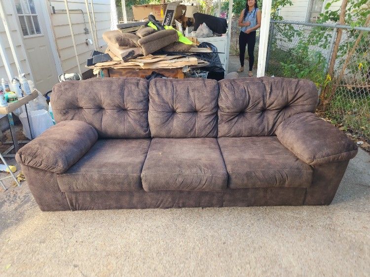 Very Nice Comfortable Couch