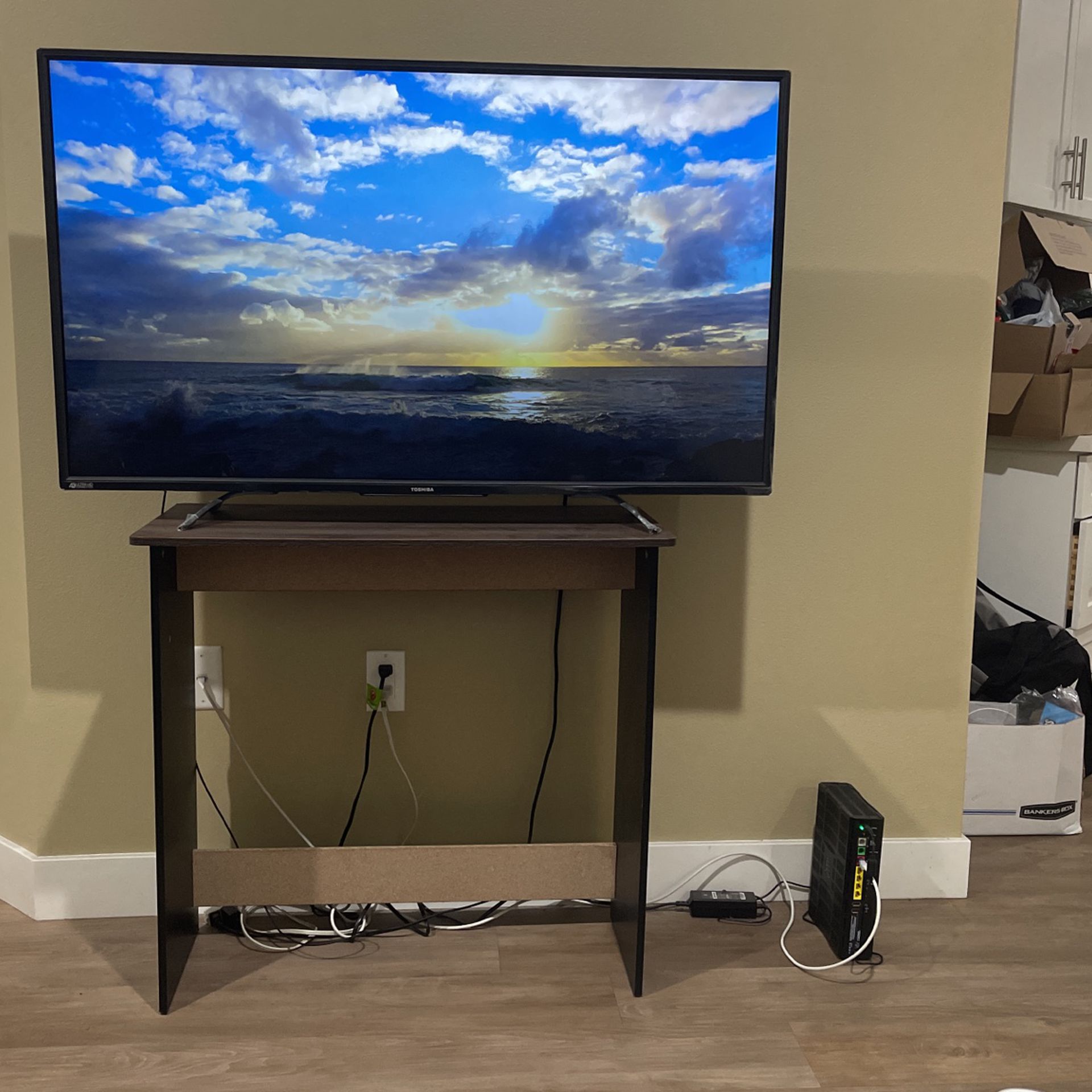 Must Go- Toshiba 4K TV With chromecast Inbuilt