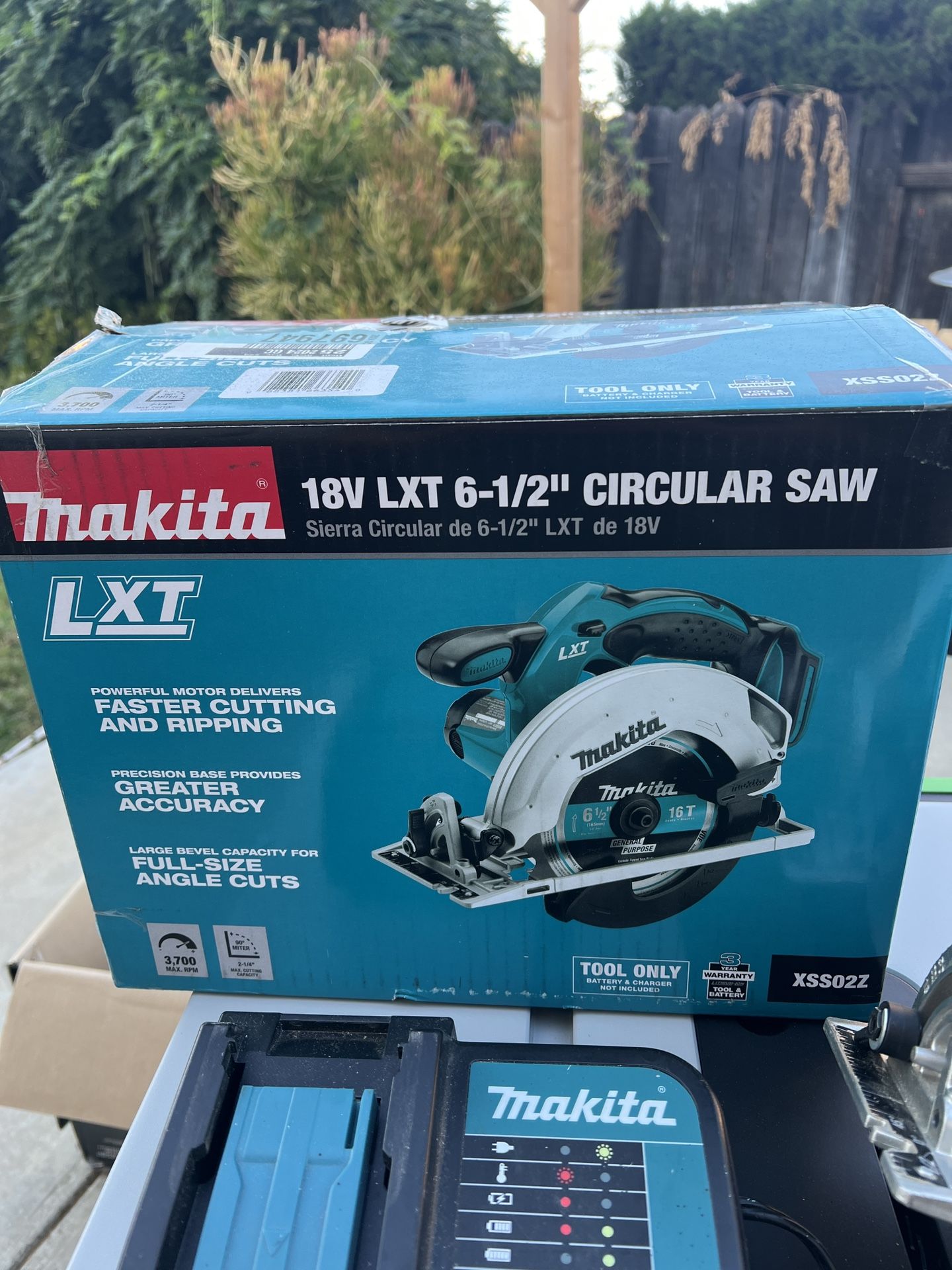 Makita Circular saw 6 1/2