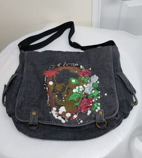 LuLu Shoulder Bag