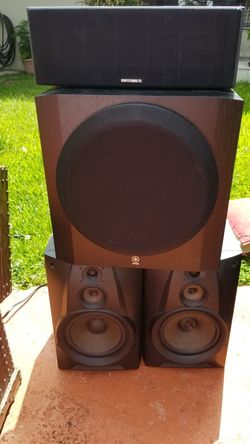Surround sound system with powered bass woofer- 4 total pcs……