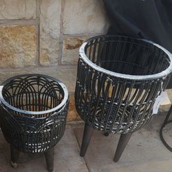 Clay Pot& 2 Planters