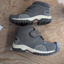 Keen Size 12 Kids Snow Boots Waterproof 