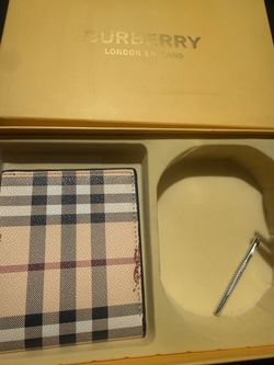 Burberry wallet