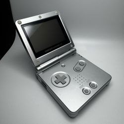 Nintendo Game Boy Advance SP Platinum Silver (AGS-001)