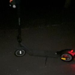 5TH wheel E Scooter Pro
