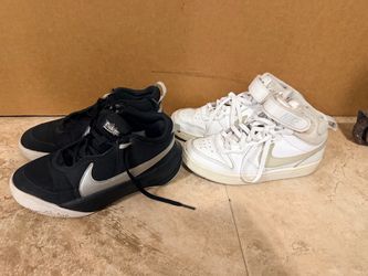 Boys shoes size 3.5
