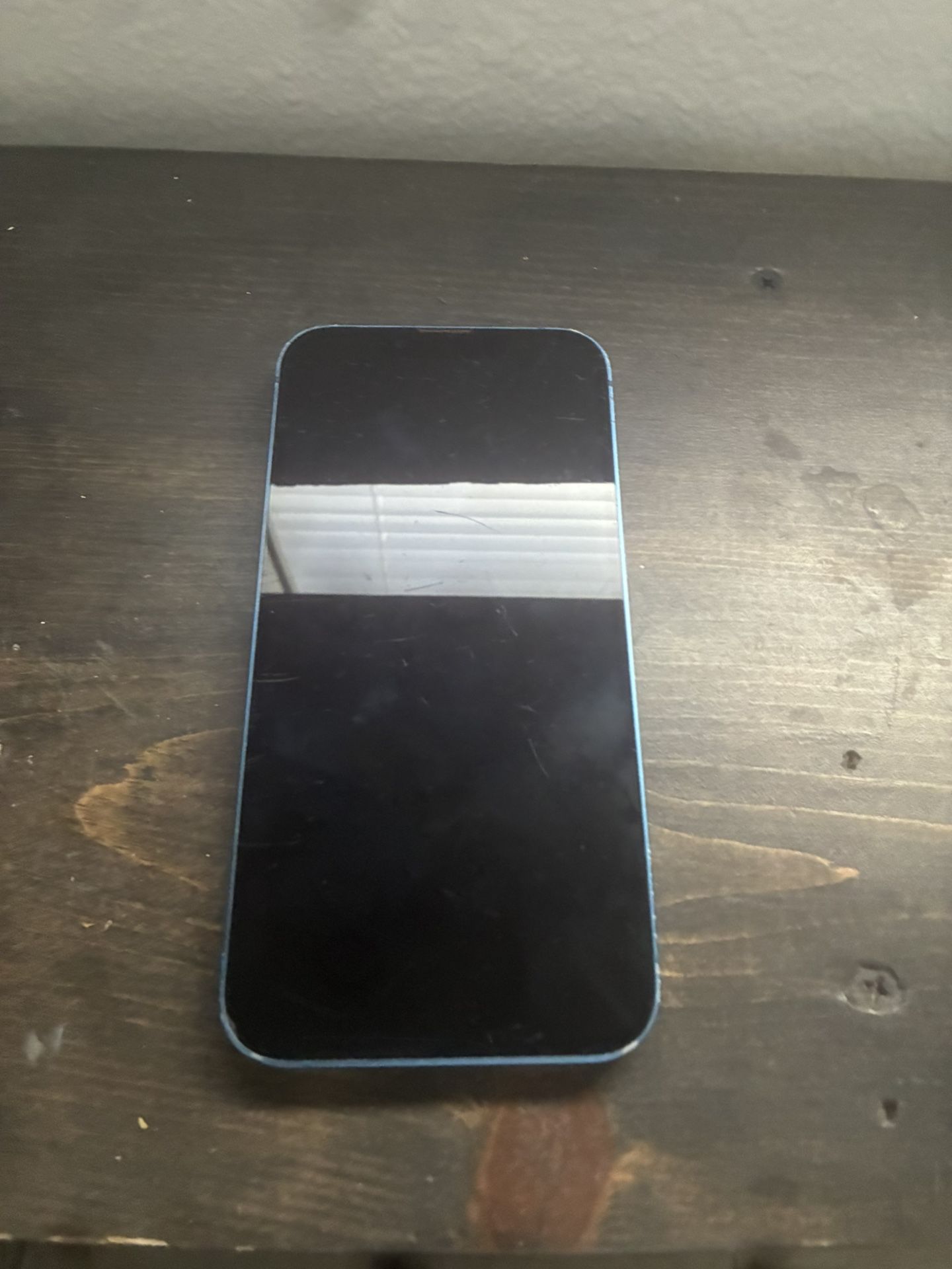 iPhone 13 Locked