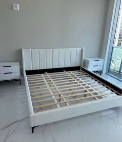 Brand new king bed frame / Delivery available