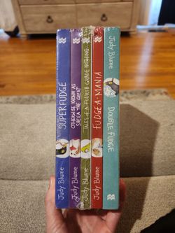 Judy Blume 5 book set.