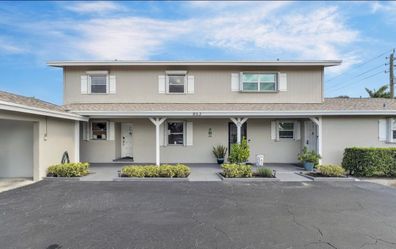 2 bedroom condo for rent