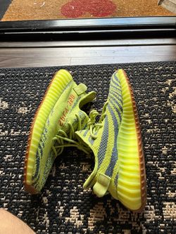 Yeezy size 10