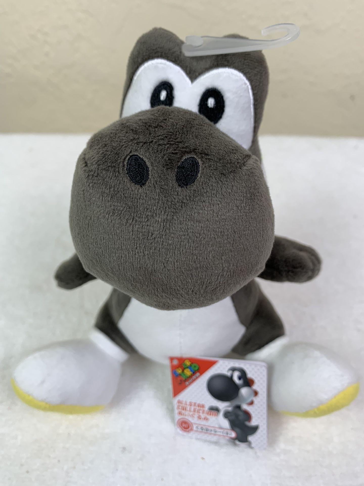 Super Mario All Star Collection: Yoshi - Plush - Black - New With Tags