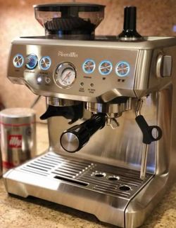 Breville Barista Express Espresso Machine